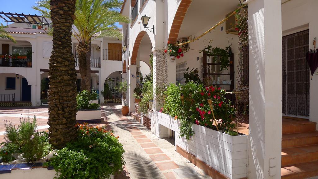 Mini Apartamento Port Aiguadolc Sitges Exterior foto